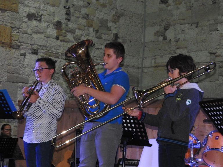 Concert de l’école de Musique pour les écoliers du Bénin