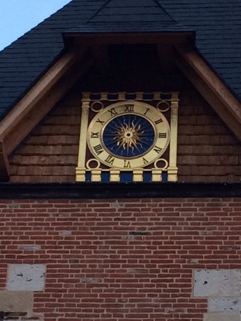 L’horloge de la Lieutenance est en place