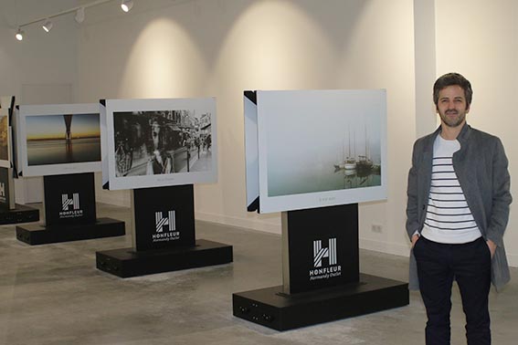Loïc Pilon expose sur le « Honfleur Normandy Outlet »