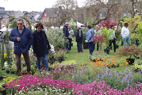 Côté jardin, on fait salon !