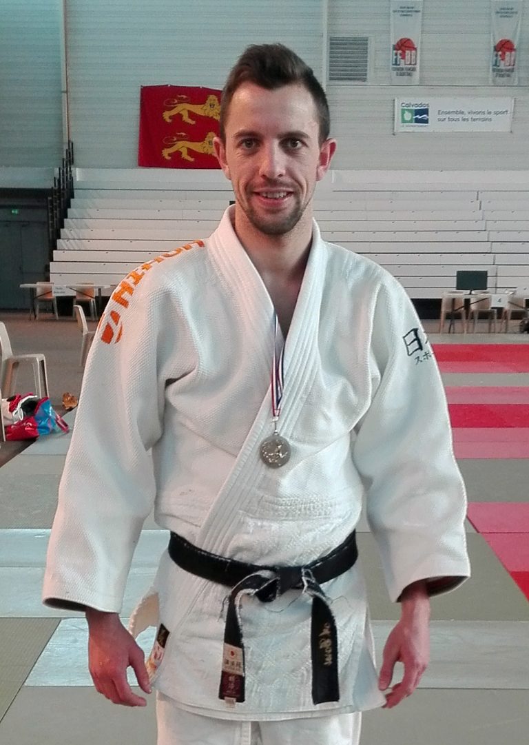 Arnaud Garot qualifié pour la 1/2 finale du championnat de France Judo