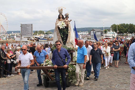 L’Assomption de la Vierge Marie aura lieu le 15 Août à Honfleur