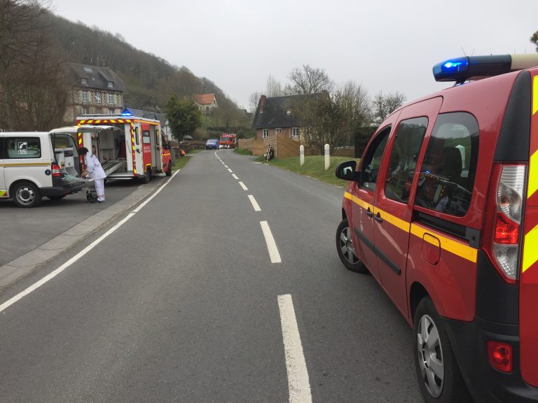 Un motard gravement blessé après une perte de contrôle sur la route de Vasouy.