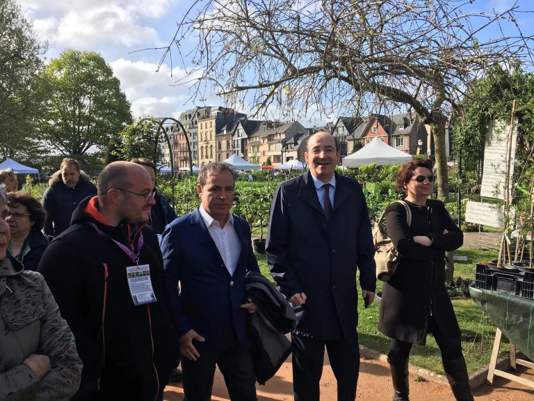 Fabien Lecœuvre inaugure le salon « Passionnément Jardin »