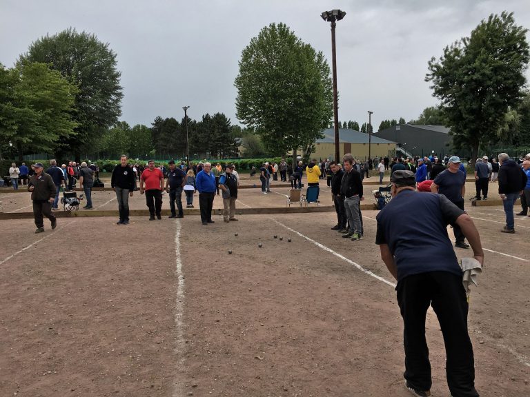 240 vétérans au concours fédéral de pétanque 