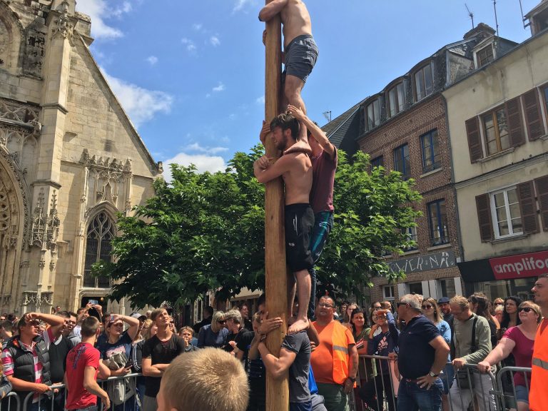 Pas de vainqueurs ni de perdants pour le mât de Cocagne..