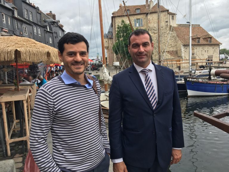 Le député du Calvados, Christophe Blanchet en visite à Honfleur