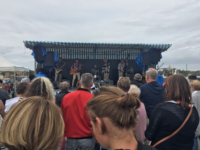 Ambiance rock and roll à Honfleur