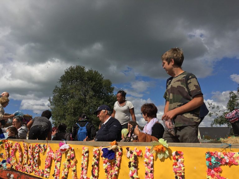 Equemauville : Une Fête des Blés avec soleil, convivialité et gestes d’antan