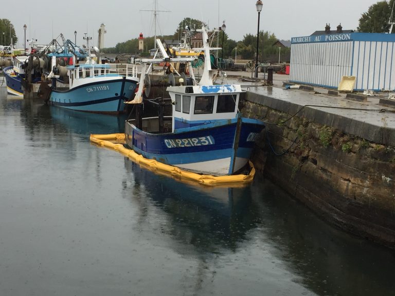 Mesure de sécurité pour un bateau de pêche honfleurais