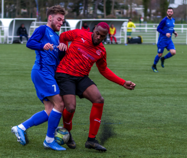 Football : Deux de chute pour le Stade Saint-Sauveurais