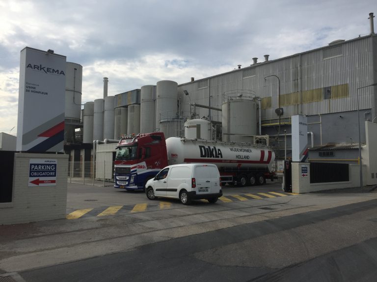 Covid-19 : L’usine Arkema de Honfleur en première ligne pour la fabrication de filtres pour appareils respiratoires