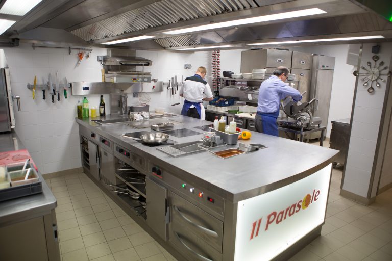 Le restaurant « Il Parasole » Honfleur propose de la vente à emporter…