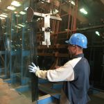 Usine VIP Riou Glass. Produits verriers pour le batiment. Transformation du verre plat.