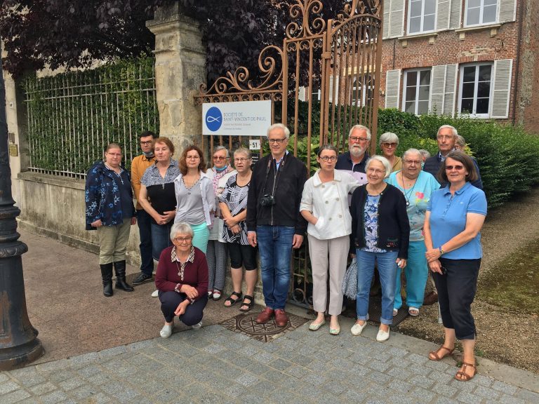 Grande braderie du «  Vestiaire » les mardis 7 et 21 juillet