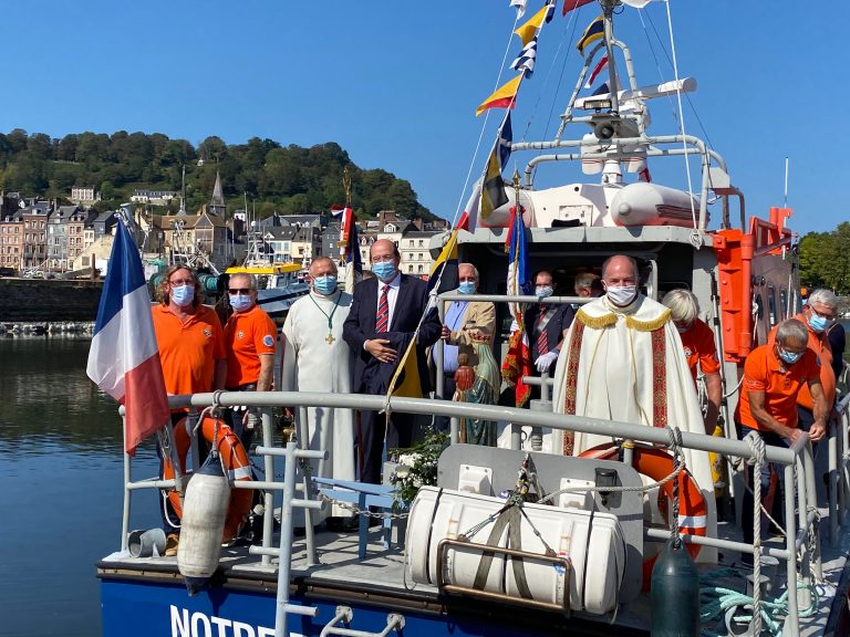 Messe des marins et bénédiction des bateaux, une tradition bien ancrée à Honfleur…
