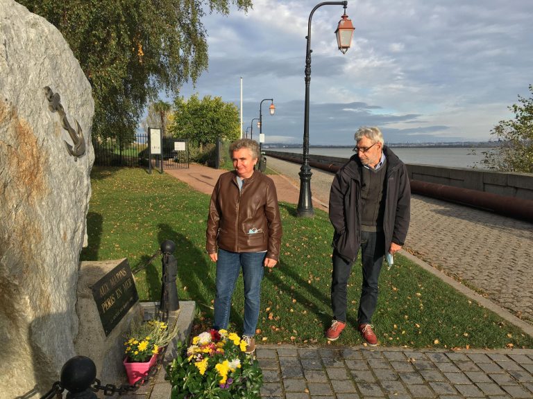 Hommage aux péris en mer pour la Toussaint