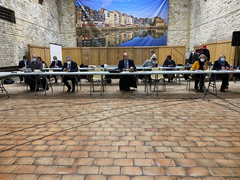 Conseil municipal de Honfleur : la prime exceptionnelle fait débat