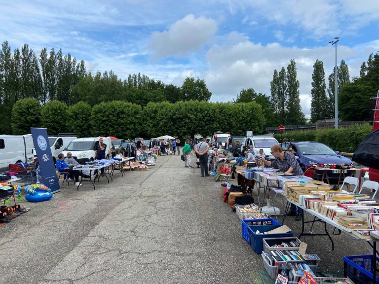 Premier succès de la saison pour le vide grenier du C .S. Honfleur