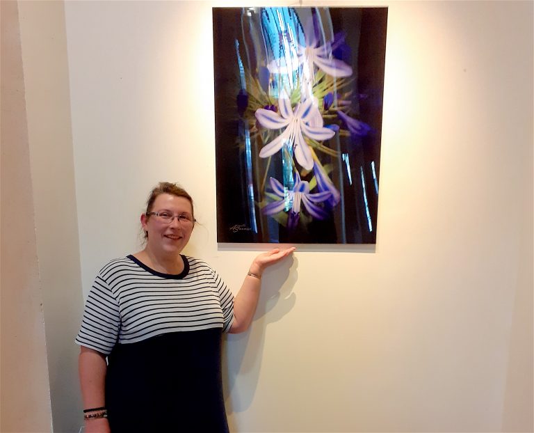 Du 9 Août au 6 Septembre la photographe Armelle Saunier expose à la mairie de Honfleur