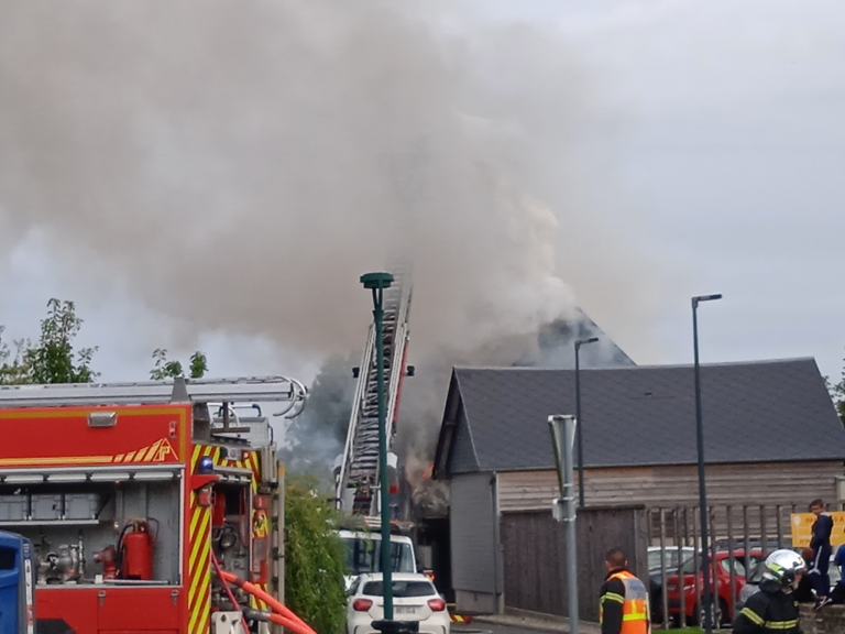 Un sapeur-pompier blessé lors d’un incendie à Beuzeville