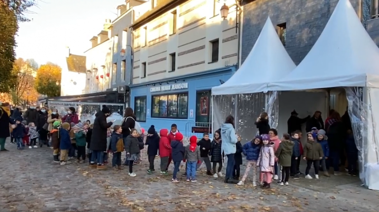 Les écoliers invités du 29ème Festival du film russe de Honfleur