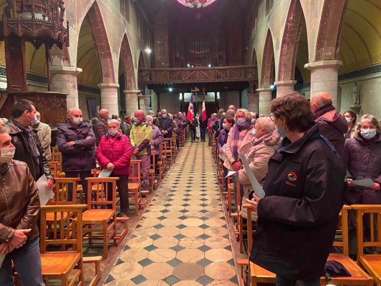Cérémonie religieuse en hommage aux disparus en mer…