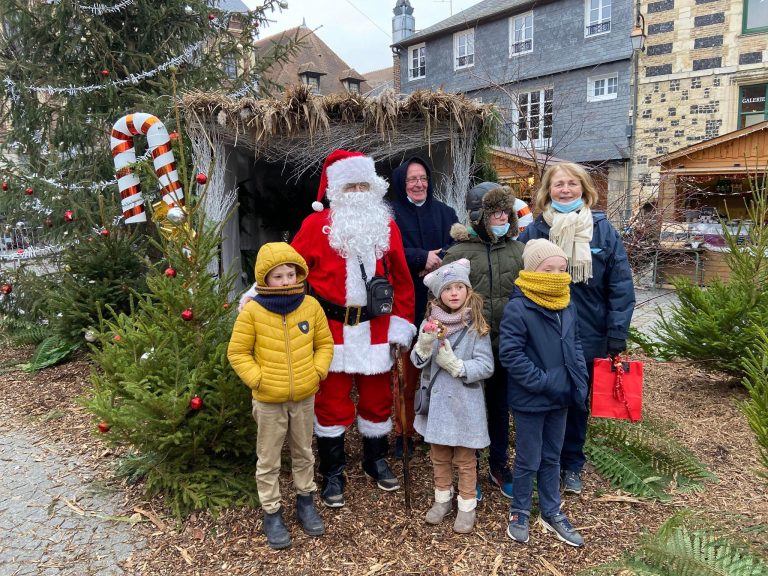 Le père Noël est bien sur le marché de Noël..!