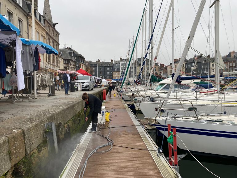 La nouvelle gestion du port de Honfleur inquiète les membres du CNH