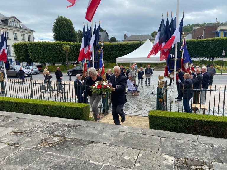 Cérémonie d’hommage aux morts pour la France en Indochine