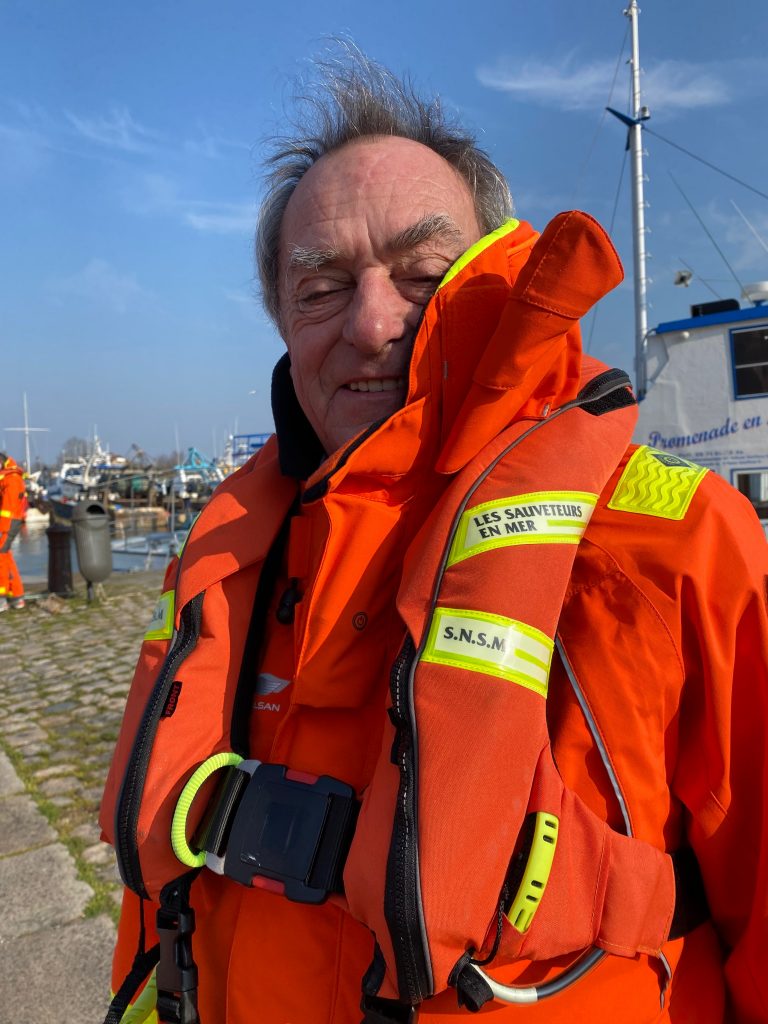 Michel Lamarre rend hommage à Jean-François Guelennoc, président de la station SNSM de Honfleur