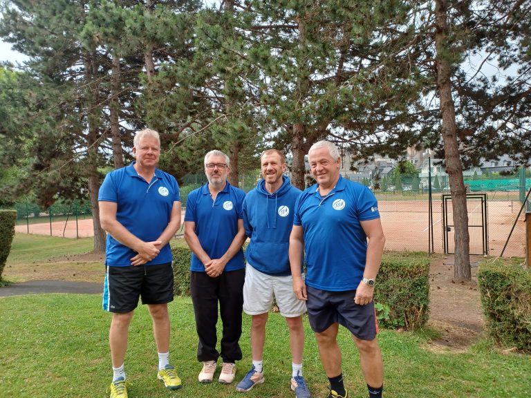 Tennis Club de Honfleur : L’équipe 1 masculine est champion du Calvados