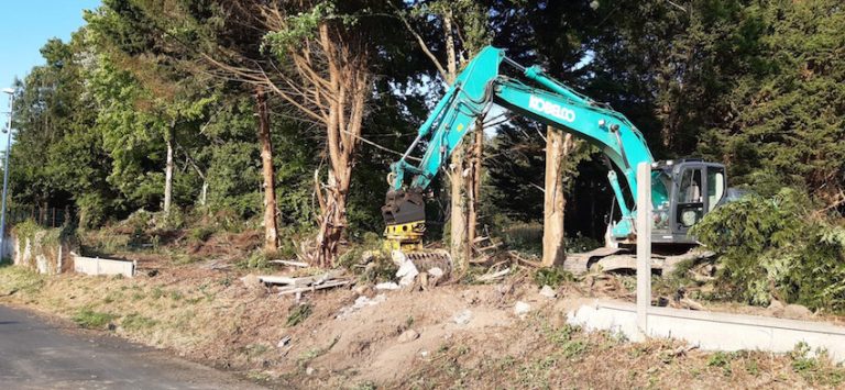 Les travaux de terrassement de la future résidence « Efflorescence » de la rue Bourdet inquiètent les riverains…