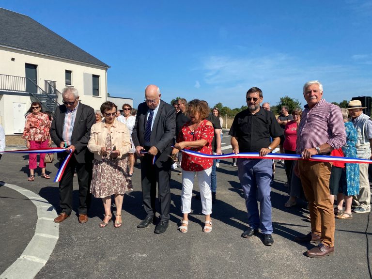 Equemauville : Le maire inaugure un nouveau quartier baptisé « Clos les Barbelottes »