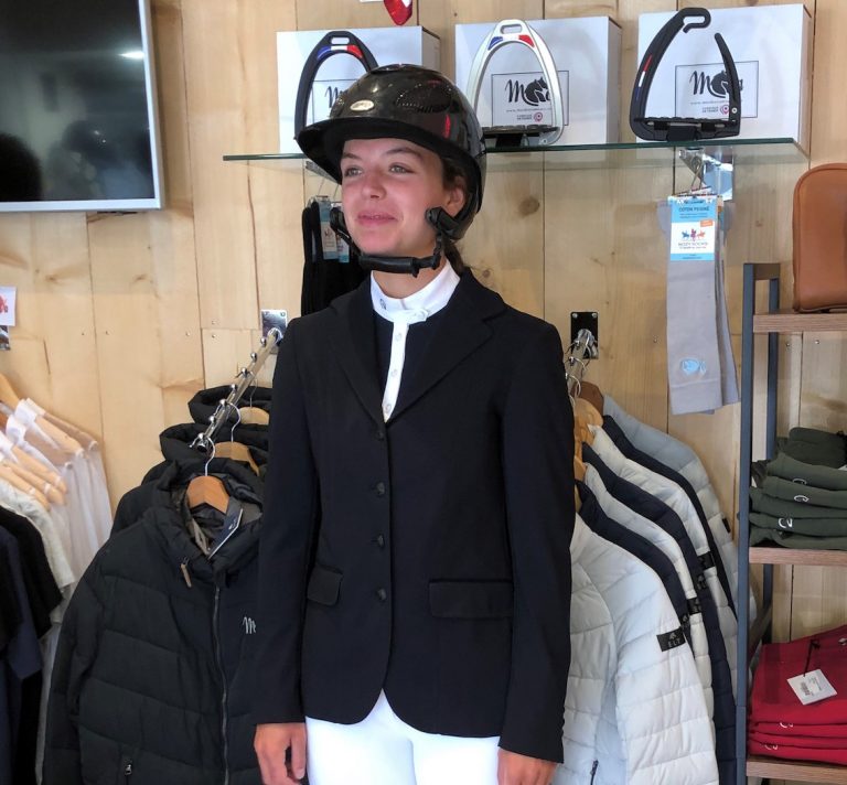 La championne de Normandie d’équitation, Margot Maubert rejoint le team honfleurais : « M2A »…