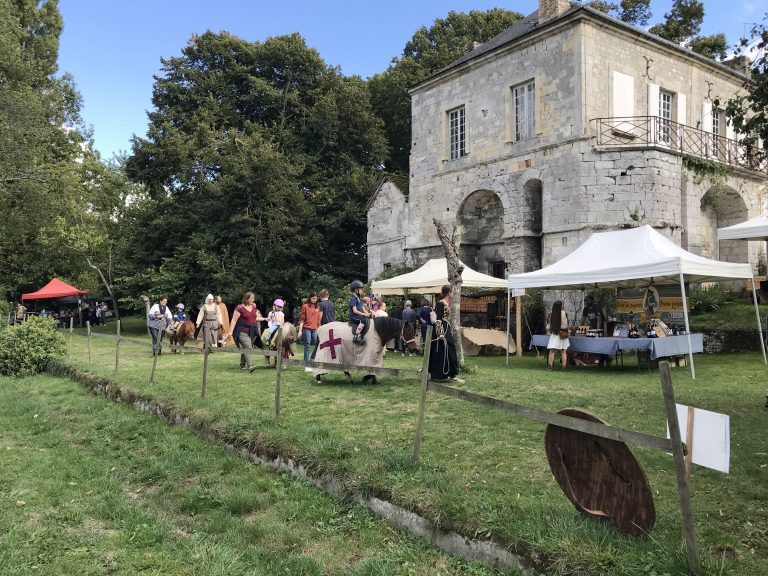 Un succès royal pour les Médiévales de l’Abbaye de Grestain