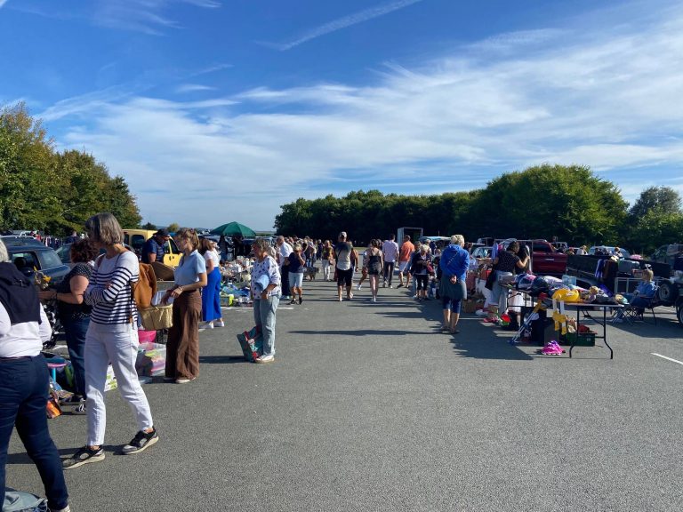 Foire à tout, vide grenier… il y en avait pour tout le monde.