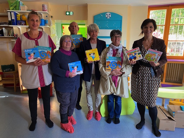 L’association «  Enfance et Partage » offre des livres aux jeunes enfants de la communauté de communes…