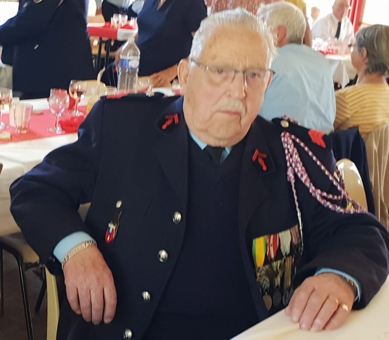 Le Commandant Jean-Pierre Céreuil rend hommage au Caporal Henri Halby