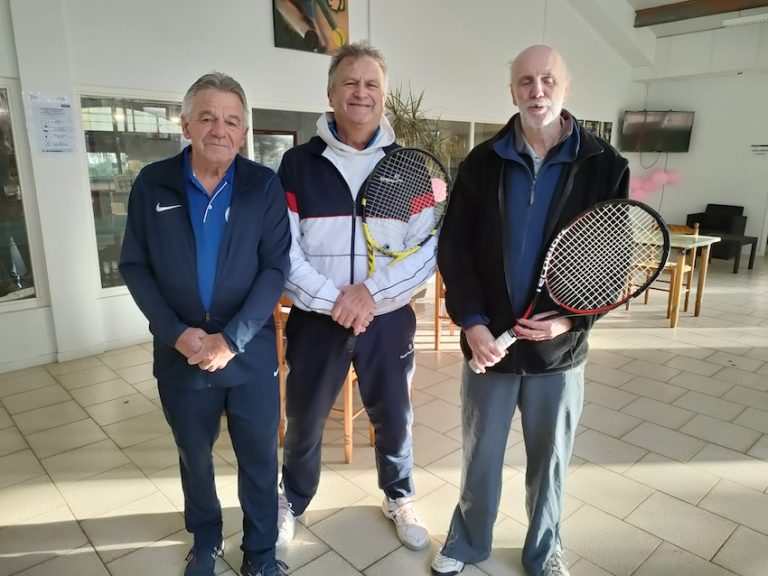 Tennis : Les seniors montrent la voie…
