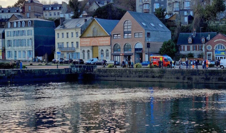 Décès de la conductrice tombée dans le port de Honfleur