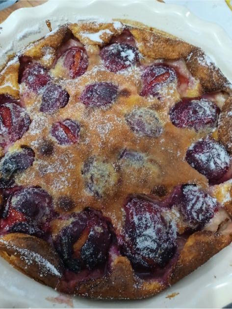 Le clafoutis aux prunes, de Danielle…