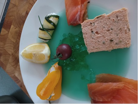 Une assiette comme un jardin « La gelée à l’infusion de basilic »…