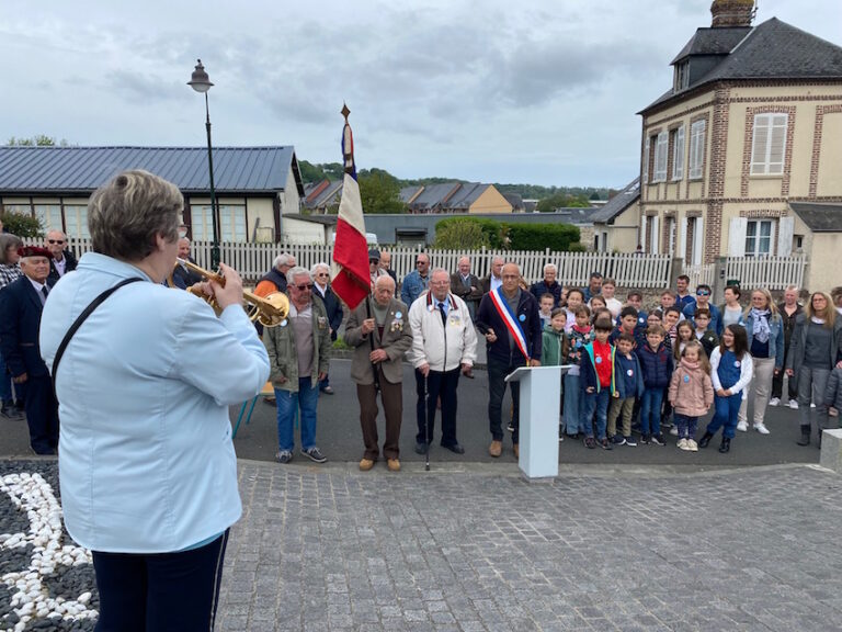 Commémorations du 8 mai à La Rivière Saint-Sauveur