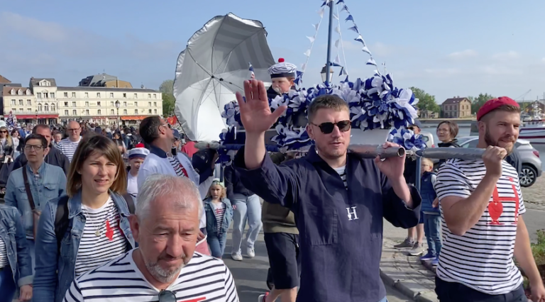 Fête des marins 2023 : Plus de 20 000 personnes ont suivi la procession à Notre-Dame de Grâce