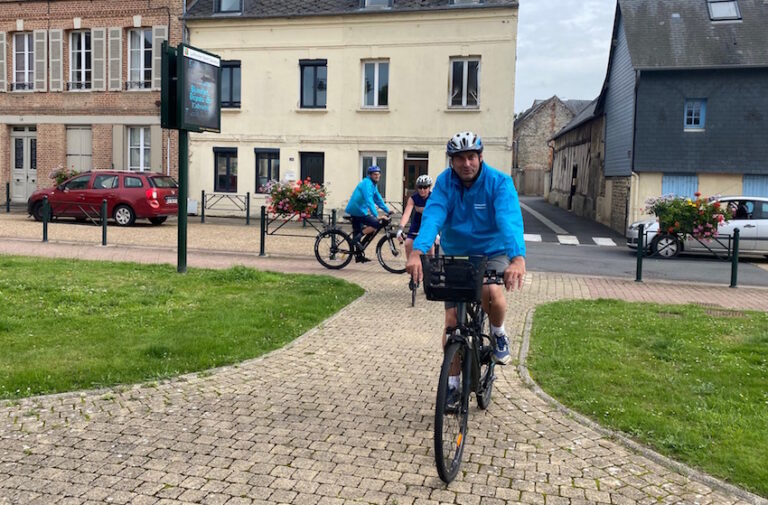 Étape Saint-Sauveuraise pour le député du Calvados, Christophe Blanchet