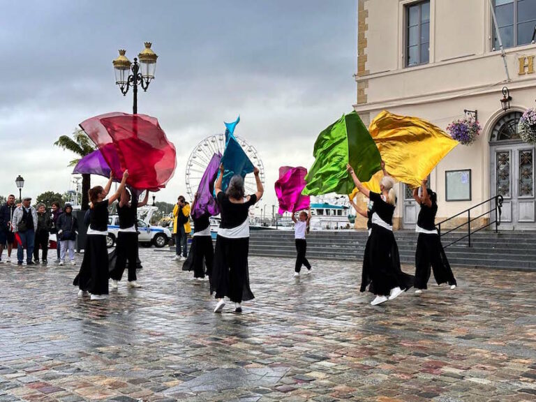 Il y a eu, la pluie, le vent et : la Nuit des Artistes….