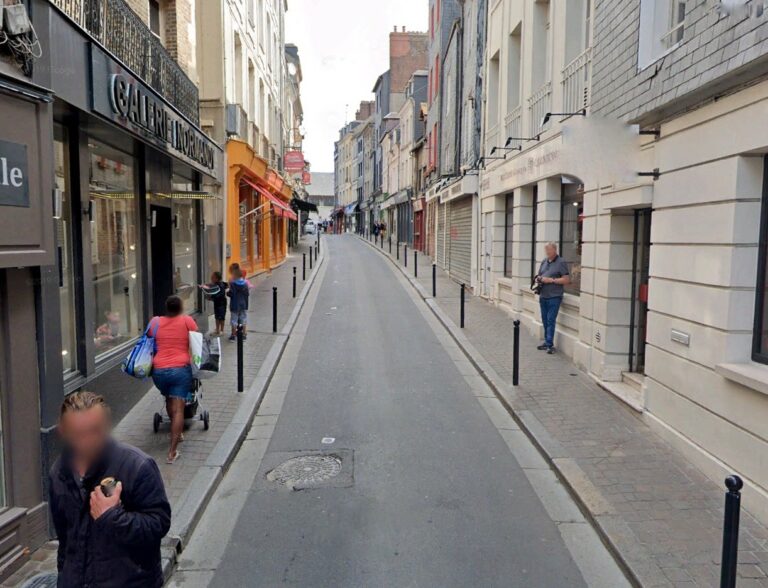 Honfleur : Stationnement et circulation interdits rue du Dauphin
