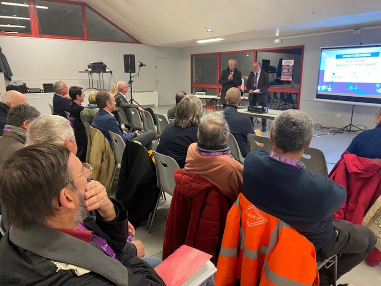 La Rivière Saint-Sauveur : Rencontre avec les maires des départements voisins face aux risques industriels et environnementaux…