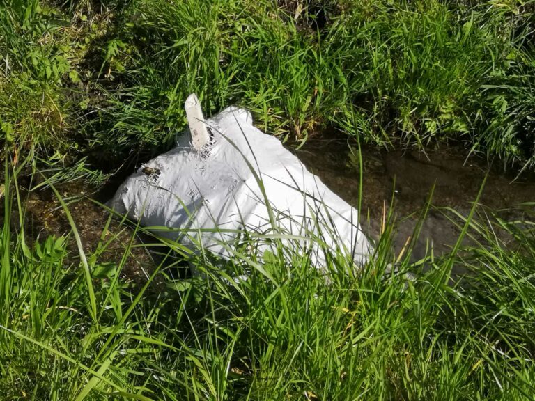 Pennedepie : des sacs de déchets découverts sur la plage